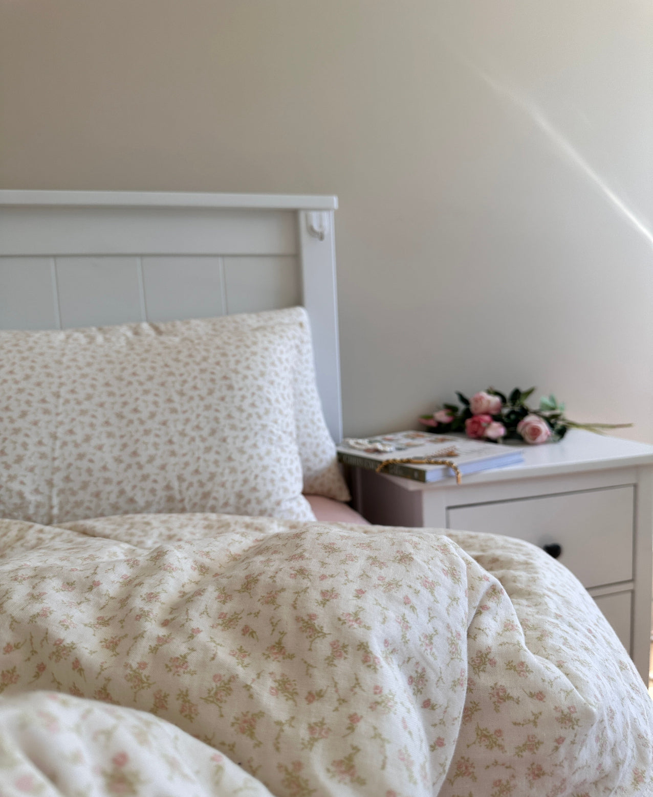 Magnolia Melody Cotton Muslin Duvet Cover Set