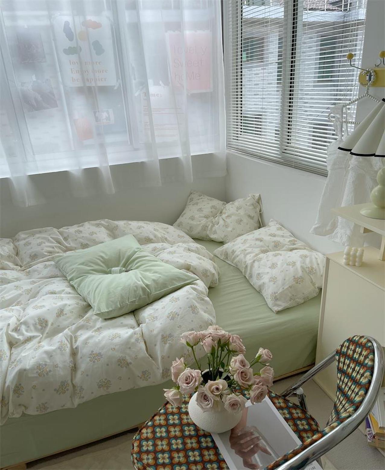 Petal Symphony Duvet Cover Set