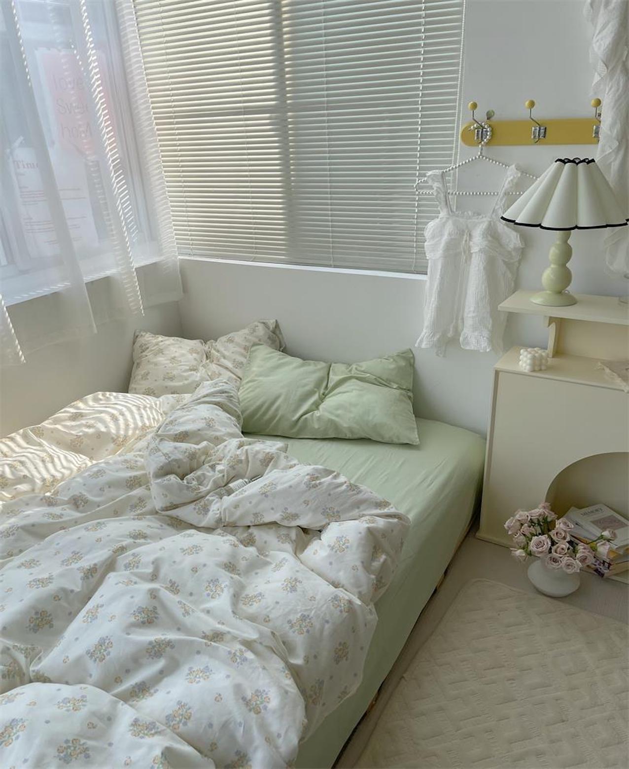 Petal Symphony Duvet Cover Set