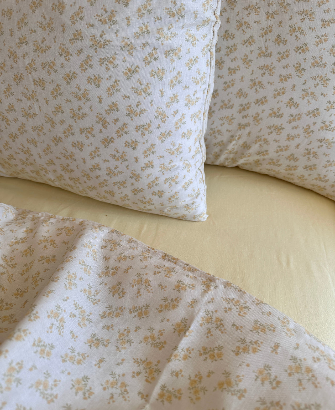 Daisy Delight Cotton Muslin Duvet Cover set